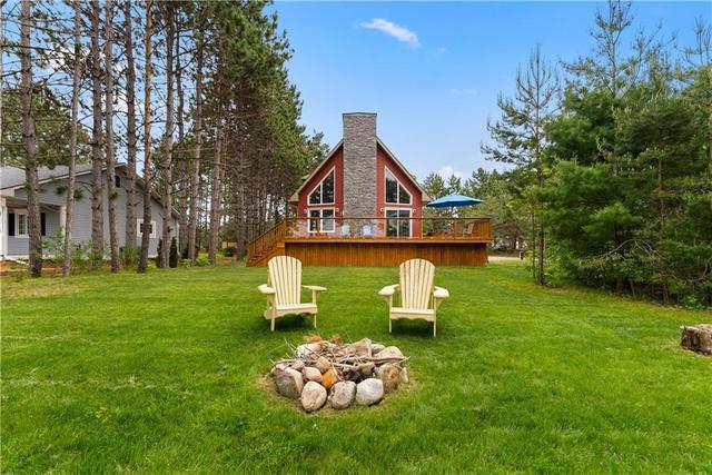 20583 60 Highway, House detached with 3 bedrooms, 2 bathrooms and 5 parking in Madawaska Valley ON | Image 1