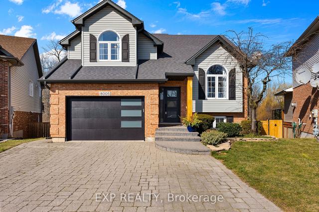 8005 Grossi Crt, House detached with 3 bedrooms, 3 bathrooms and 5 parking in Niagara Falls ON | Image 1