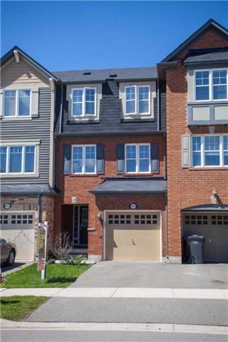 104 Lathbury St, House attached with 3 bedrooms, 3 bathrooms and 1 parking in Brampton ON | Image 2