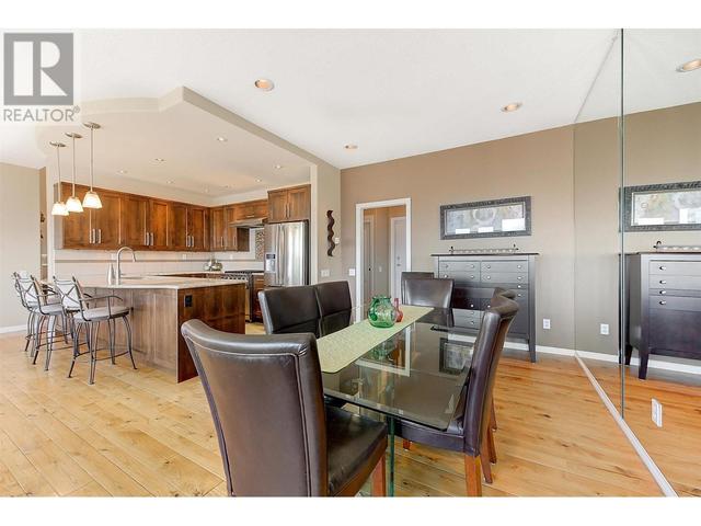 20 - 880 Christina Place, House attached with 4 bedrooms, 4 bathrooms and 4 parking in Kelowna BC | Image 25