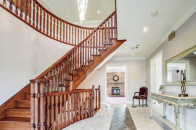 22 Manswood Cres, House detached with 9 bedrooms, 8 bathrooms and 25 parking in Brampton ON | Image 38