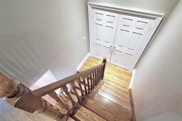 30 Woodgrove Tr, House detached with 4 bedrooms, 4 bathrooms and 2 parking in Markham ON | Image 8