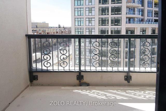 522 - 1 Old Mill Dr, Condo with 1 bedrooms, 1 bathrooms and 1 parking in Toronto ON | Image 5