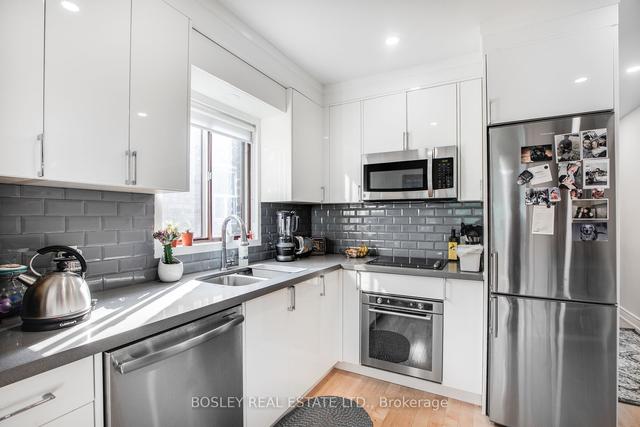 1918 Gerrard St E, Home with 2 bedrooms, 4 bathrooms and 2 parking in Toronto ON | Image 4