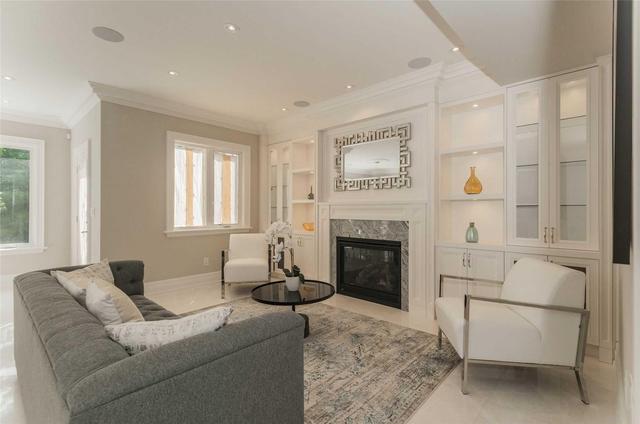 221 Willowdale Ave, House detached with 4 bedrooms, 6 bathrooms and 2 parking in Toronto ON | Image 5