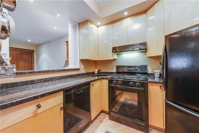 104 Winchester St, House semidetached with 3 bedrooms, 2 bathrooms and null parking in Toronto ON | Image 3