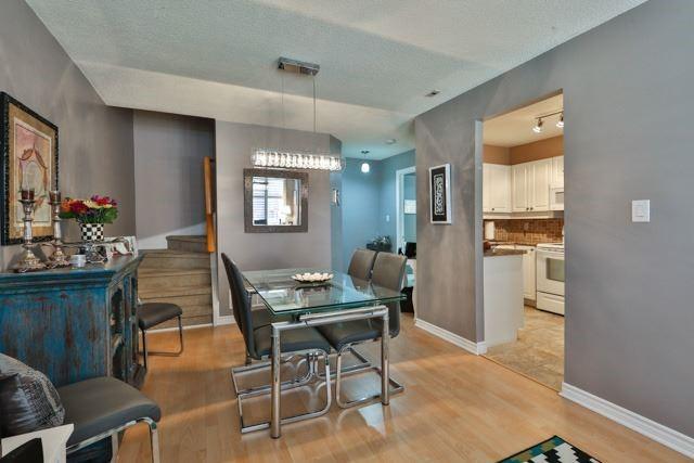 81 - 151 Townsgate Dr, Townhouse with 3 bedrooms, 3 bathrooms and 2 parking in Vaughan ON | Image 6