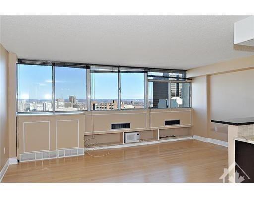2205 - 500 Laurier Avenue W, Condo with 2 bedrooms, 2 bathrooms and 1 parking in Ottawa ON | Image 8