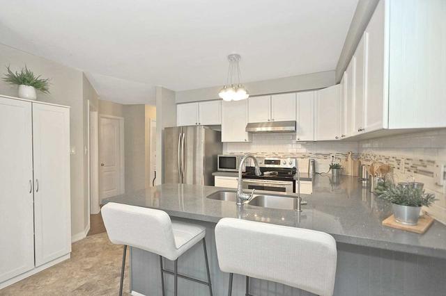 28 Beacham Cres, House detached with 1 bedrooms, 2 bathrooms and 2 parking in Clarington ON | Image 16