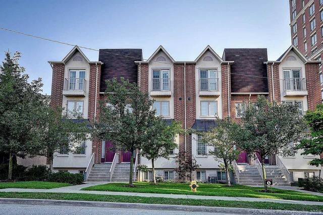ThC - 1 Clairtrell Rd, Condo with 3 bedrooms, 4 bathrooms and 2 parking in Toronto ON | Image 1