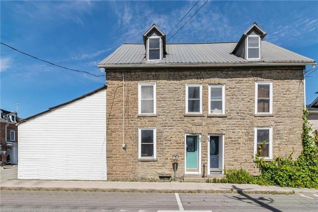 88 George Street, Home with 3 bedrooms, 2 bathrooms and 2 parking in Brockville ON | Card Image