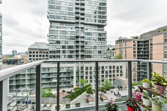 Lph14 - 21 Nelson St, Condo with 1 bedrooms, 2 bathrooms and 2 parking in Toronto ON | Image 13