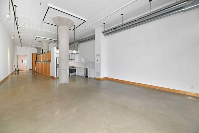 607 - 90 Sumach St, Condo with 2 bedrooms, 2 bathrooms and 1 parking in Toronto ON | Image 32