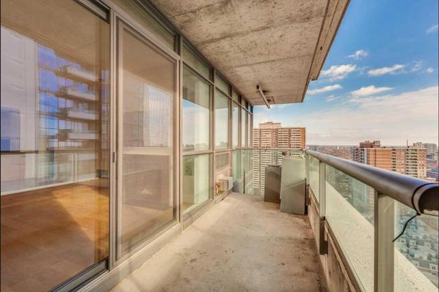 2206 - 285 Mutual St, Condo with 2 bedrooms, 1 bathrooms and 1 parking in Toronto ON | Image 15