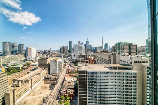 2707 - 386 Yonge St, Condo with 3 bedrooms, 2 bathrooms and 1 parking in Toronto ON | Image 13