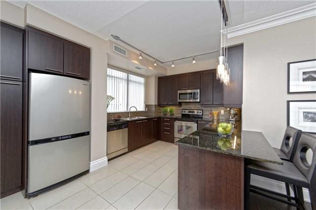 lph5 - 37 Galleria Pkwy, Condo with 2 bedrooms, 2 bathrooms and 1 parking in Markham ON | Image 6