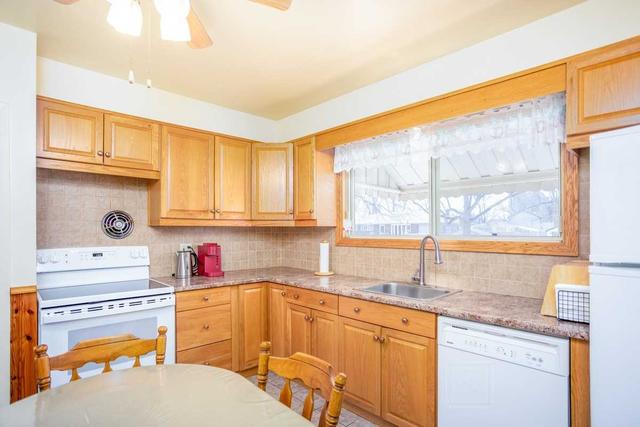 925 Orpha St, House detached with 2 bedrooms, 2 bathrooms and 4 parking in Burlington ON | Image 33