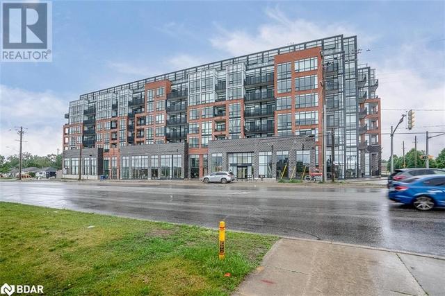 681 Yonge Street Unit# 610, Condo with 1 bedrooms, 1 bathrooms and 1 parking in Barrie ON | Image 2