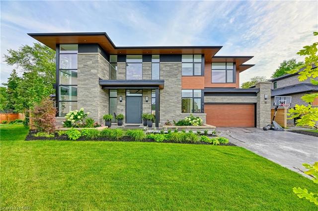 11 Woodbourne Court, House detached with 5 bedrooms, 4 bathrooms and 6 parking in Niagara on the Lake ON | Image 34