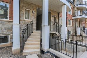 1001 - 2420 Baronwood Dr, Condo with 2 bedrooms, 2 bathrooms and 1 parking in Oakville ON | Image 3
