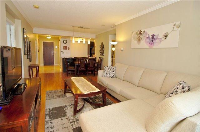504 - 100 Promenade Circ, Condo with 2 bedrooms, 2 bathrooms and 1 parking in Vaughan ON | Image 10