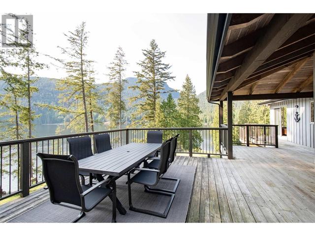 lot 1&2 West Bay Landing, House detached with 2 bedrooms, 2 bathrooms and null parking in Sunshine Coast F BC | Image 36