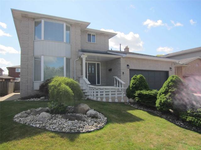 8 Tredonia Pl, House detached with 4 bedrooms, 3 bathrooms and 4 parking in Hamilton ON | Image 1