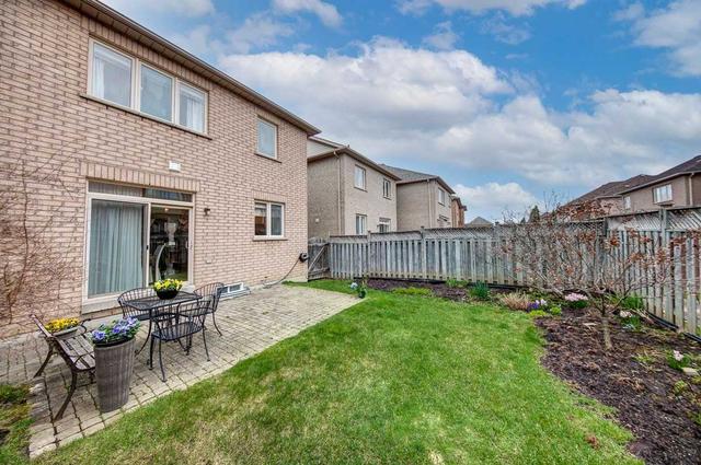 27 Waldron Cres, House detached with 3 bedrooms, 3 bathrooms and 2 parking in Richmond Hill ON | Image 21