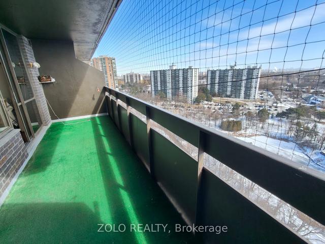 1909 - 11 Wincott Dr, Condo with 3 bedrooms, 2 bathrooms and 1 parking in Toronto ON | Image 19