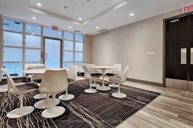 801 - 23 Brant St, Condo with 1 bedrooms, 1 bathrooms and 1 parking in Toronto ON | Image 8