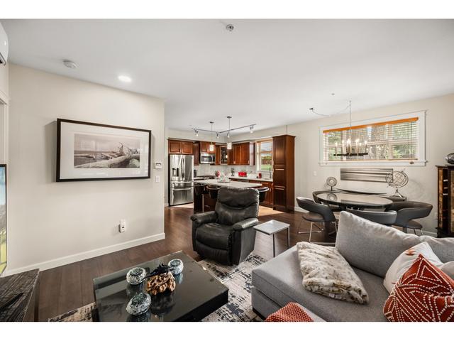 106 - 3535 146a Street, Condo with 2 bedrooms, 2 bathrooms and 2 parking in Surrey BC | Image 6