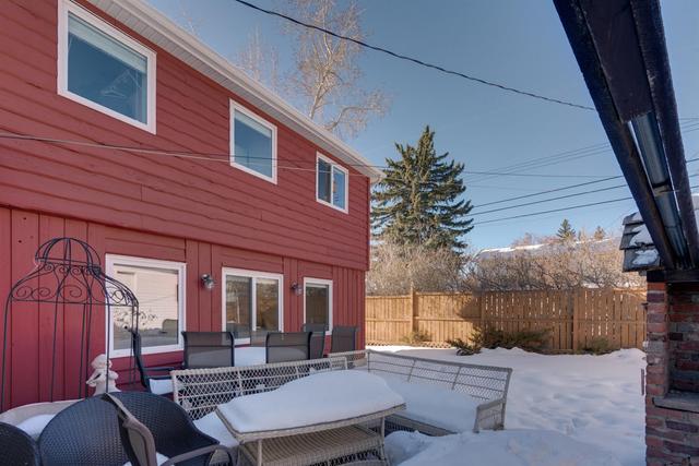 128 Gordon Drive Sw, House detached with 4 bedrooms, 3 bathrooms and 2 parking in Calgary AB | Image 21