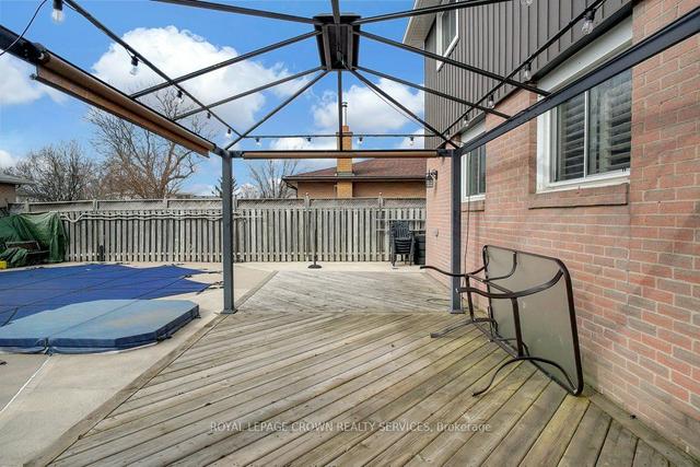 1224 Michael Cres, House detached with 3 bedrooms, 2 bathrooms and 5 parking in Cambridge ON | Image 27