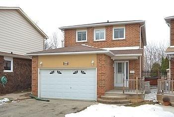 86 Lakecrest Tr, House detached with 3 bedrooms, 2 bathrooms and 10 parking in Brampton ON | Image 8