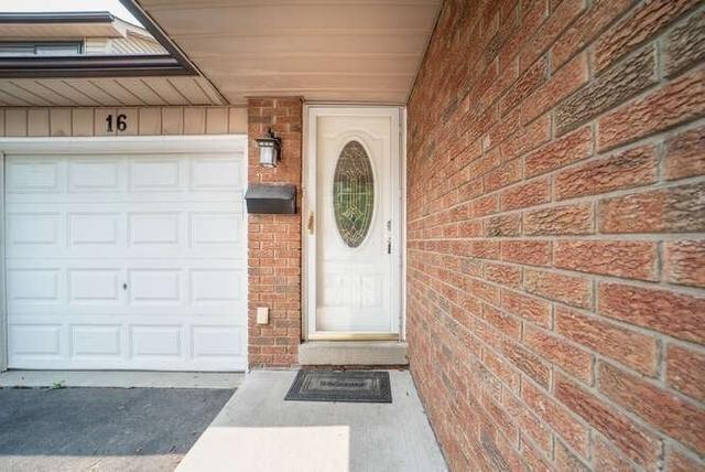 16 Kline Crt, House semidetached with 3 bedrooms, 4 bathrooms and 3 parking in Brampton ON | Image 34