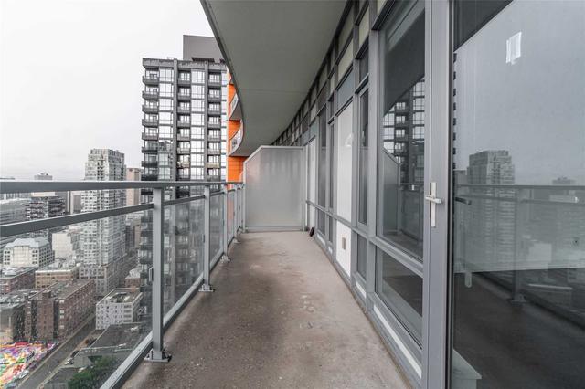 3402 - 21 Widmer St, Condo with 2 bedrooms, 3 bathrooms and 1 parking in Toronto ON | Image 14