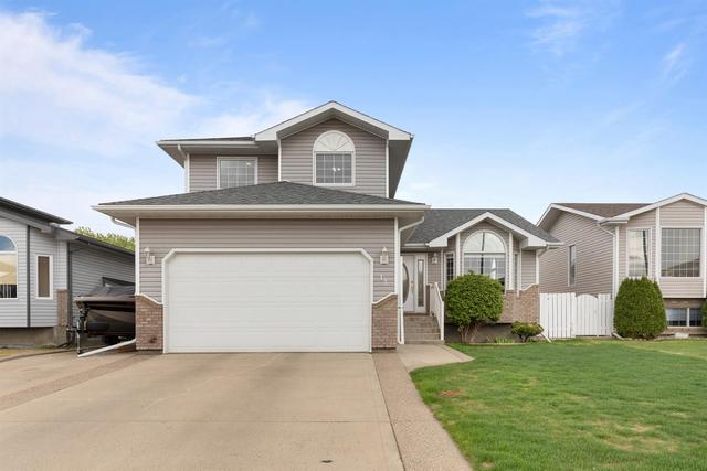 15 Stafford Street Se, House detached with 5 bedrooms, 3 bathrooms and 4 parking in Medicine Hat AB | Image 3