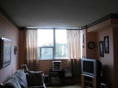 405 - 355 Rathburn Rd E, Condo with 2 bedrooms, 2 bathrooms and 1 parking in Mississauga ON | Image 2