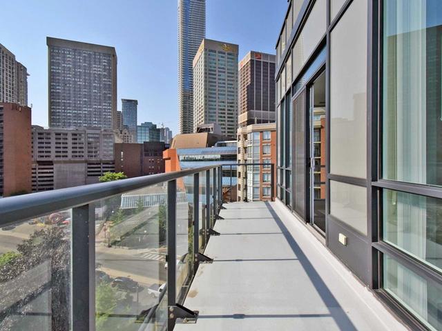 912 - 825 Church St, Condo with 2 bedrooms, 2 bathrooms and 1 parking in Toronto ON | Image 16