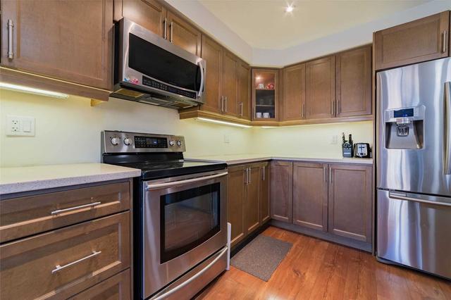 157 Thomas Ave, House attached with 3 bedrooms, 3 bathrooms and 2 parking in Brantford ON | Image 11