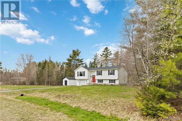52 Brookwood Drive, House detached with 5 bedrooms, 2 bathrooms and null parking in Maugerville NB | Image 5