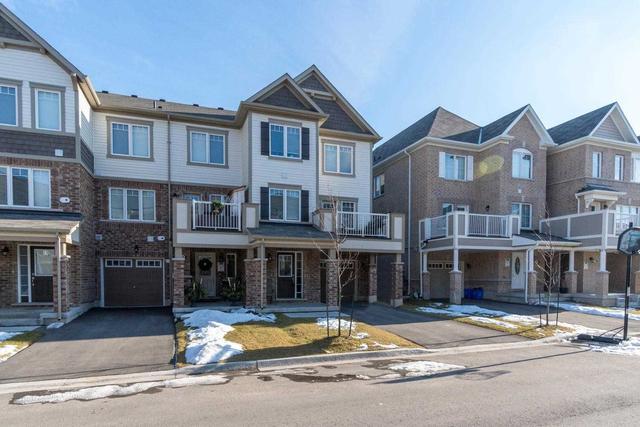 63 Bond Head Crt, House attached with 3 bedrooms, 2 bathrooms and 3 parking in Milton ON | Image 19