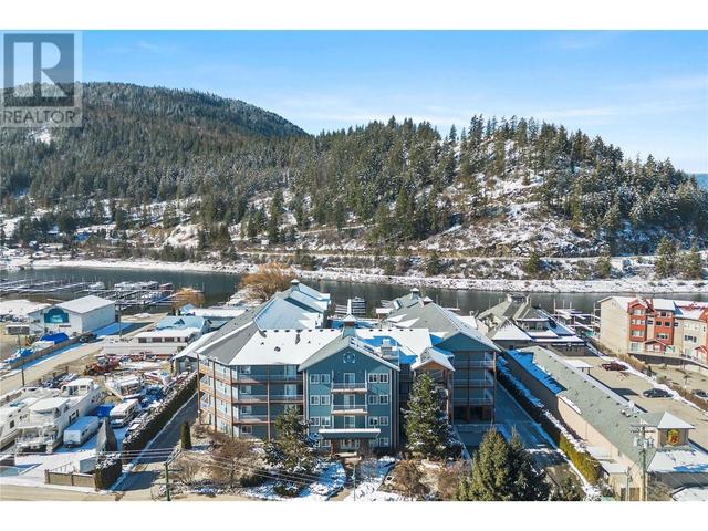 b304 - 1118 Riverside Avenue, Condo with 2 bedrooms, 2 bathrooms and 2 parking in Sicamous BC | Image 6