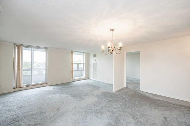 610 - 60 Inverlochy Blvd, Condo with 3 bedrooms, 2 bathrooms and 1 parking in Markham ON | Image 3