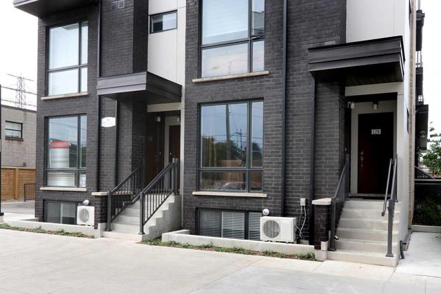 127 - 34 Fieldway Rd, Townhouse with 1 bedrooms, 1 bathrooms and null parking in Toronto ON | Image 2