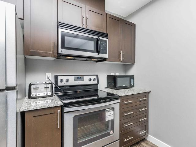 101 - 25 Kay Cres, Condo with 1 bedrooms, 1 bathrooms and 1 parking in Guelph ON | Image 14