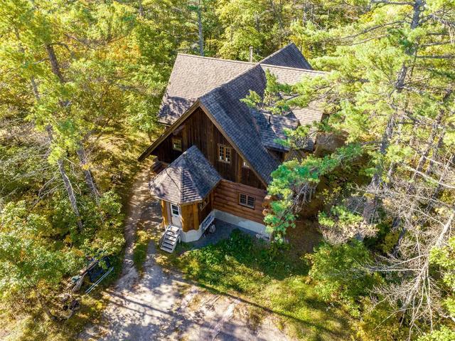 2495 County Road 6 Rd, House detached with 3 bedrooms, 4 bathrooms and 4 parking in Douro Dummer ON | Image 35