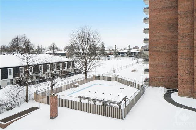 415 - 1505 Baseline Road, Condo with 2 bedrooms, 1 bathrooms and 1 parking in Ottawa ON | Image 20