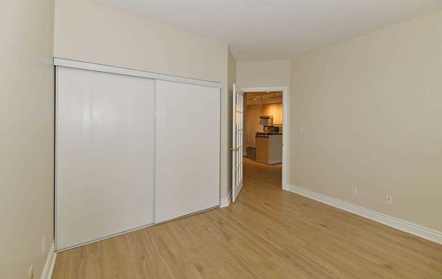 205 - 2 Aberfoyle Cres, Condo with 2 bedrooms, 2 bathrooms and 1 parking in Toronto ON | Image 17