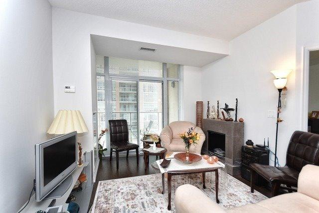 1401 - 75 East Liberty St, Condo with 2 bedrooms, 2 bathrooms and 1 parking in Toronto ON | Image 4